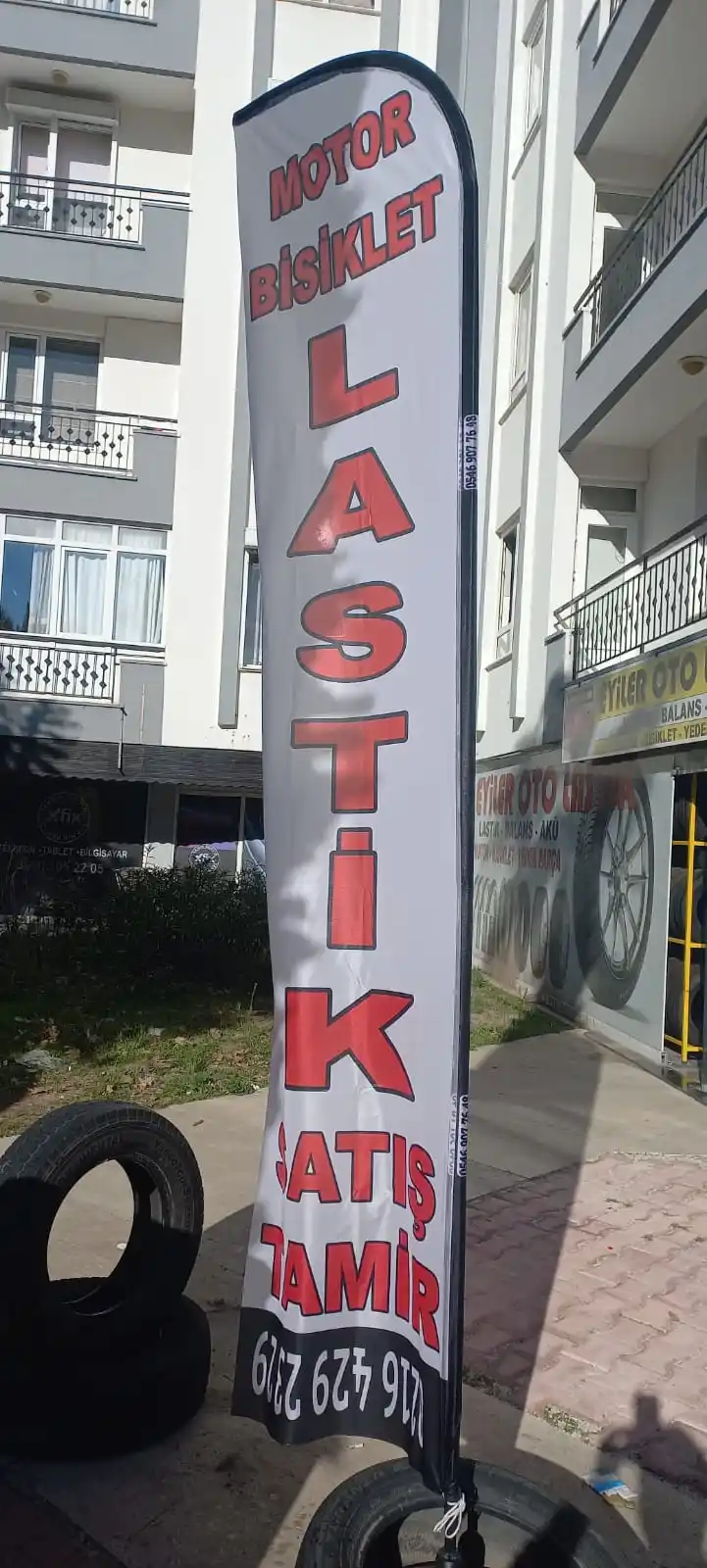oto-lastikci-yelken-bayragi-6